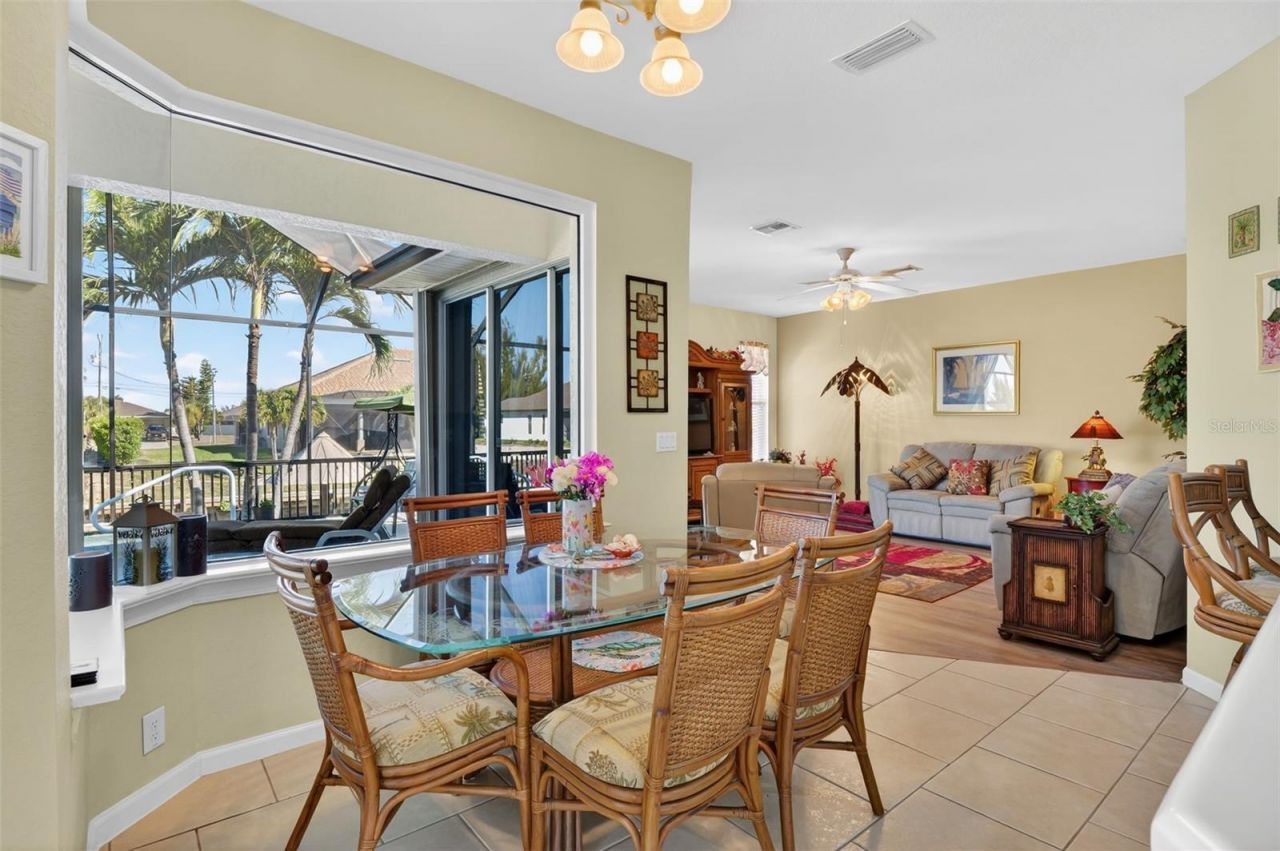1725 SW 29th Terrace, Cape Coral, FL 33914 Photo