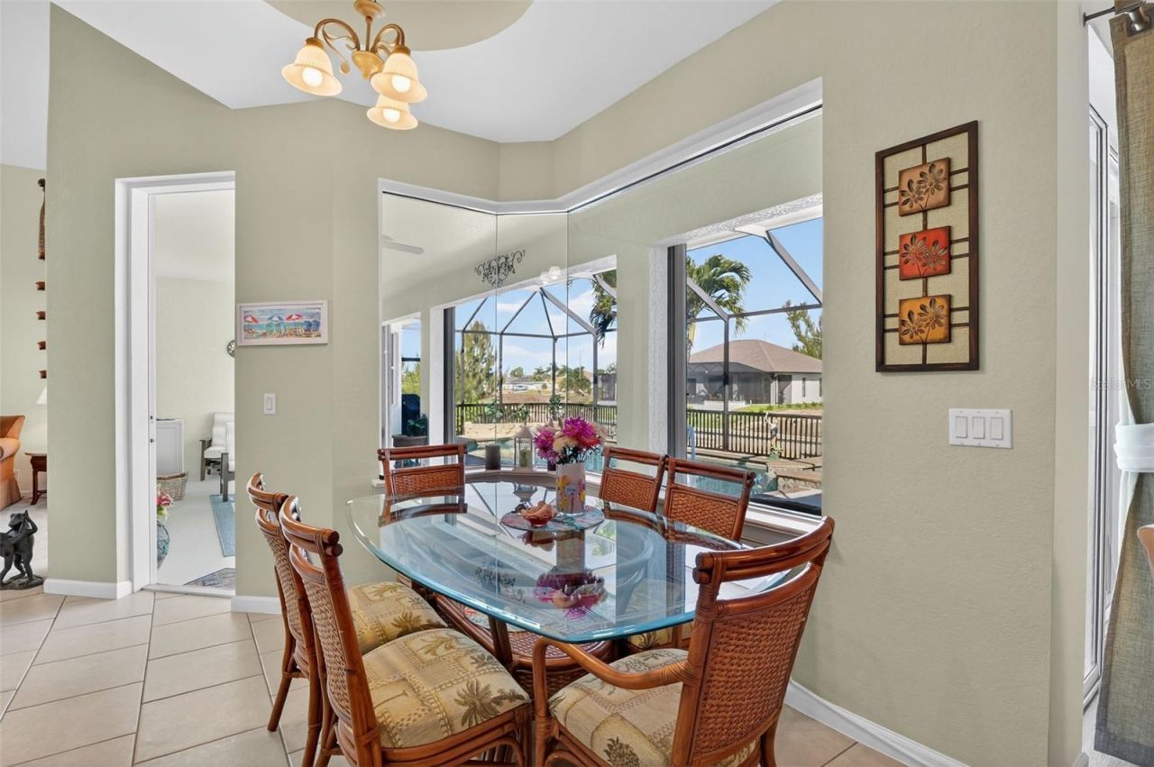 1725 SW 29th Terrace, Cape Coral, FL 33914 Photo