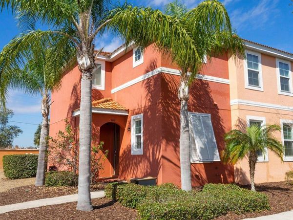 900 LAS FUENTES DRIVE, KISSIMMEE, FL 34746