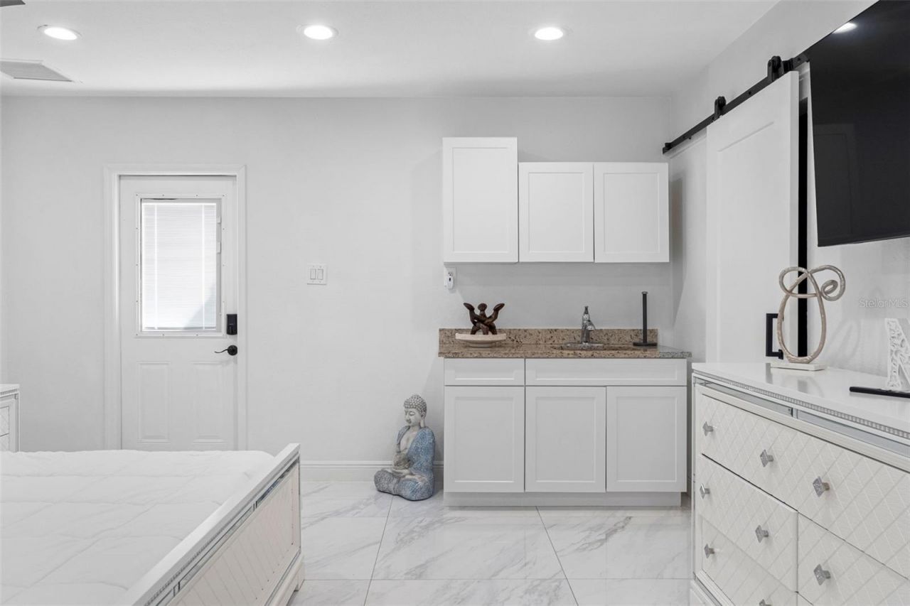 1803 Lake Crest Avenue, Brandon, FL 33510 Photo