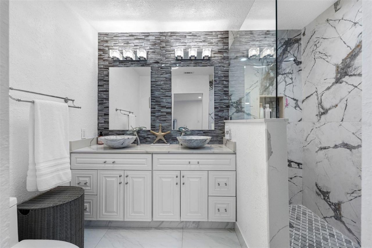 1803 Lake Crest Avenue, Brandon, FL 33510 Photo