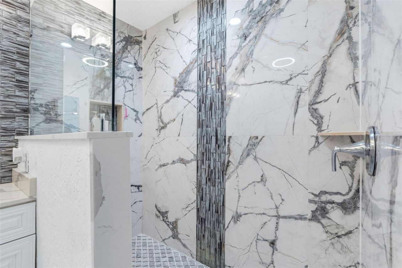 1803 Lake Crest Avenue, Brandon, FL 33510 Photo