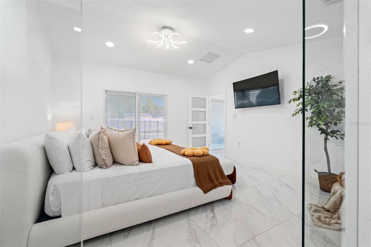 1803 Lake Crest Avenue, Brandon, FL 33510 Photo