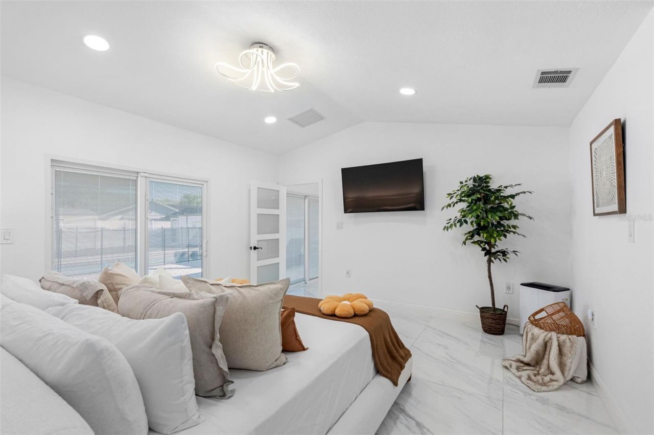 1803 Lake Crest Avenue, Brandon, FL 33510 Photo