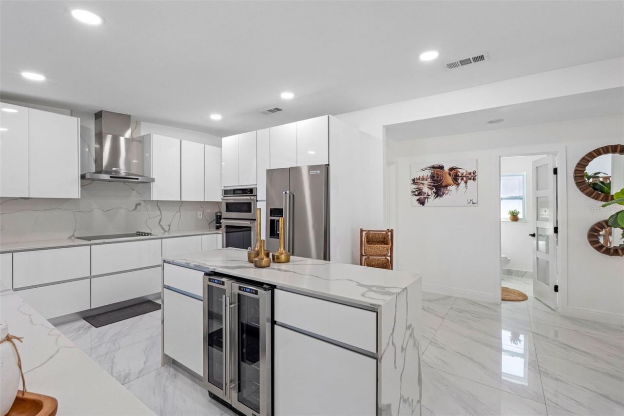 1803 Lake Crest Avenue, Brandon, FL 33510 Photo