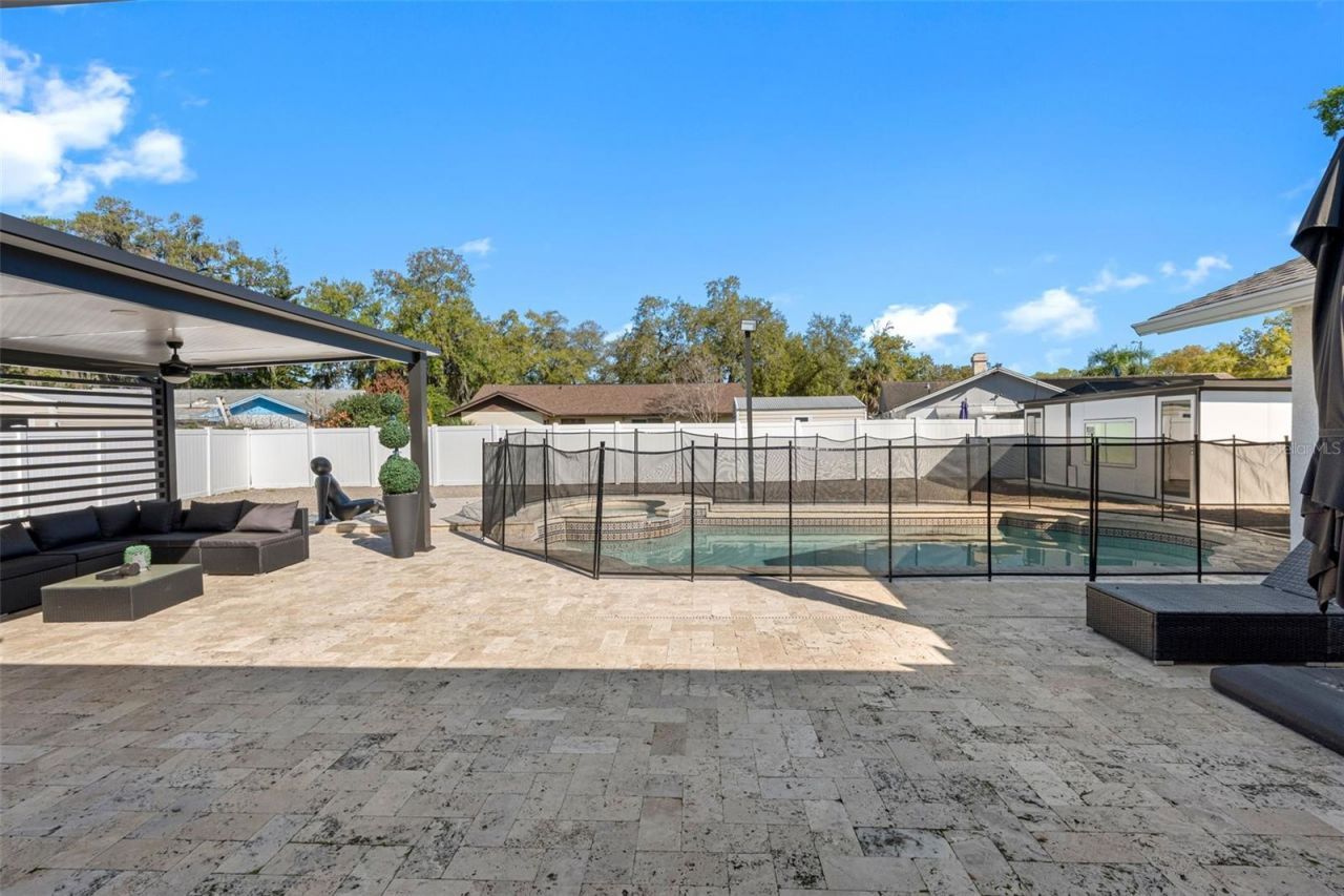 1803 Lake Crest Avenue, Brandon, FL 33510 Photo