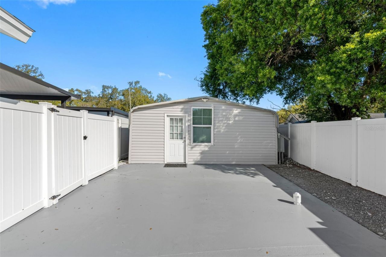 1803 Lake Crest Avenue, Brandon, FL 33510 Photo