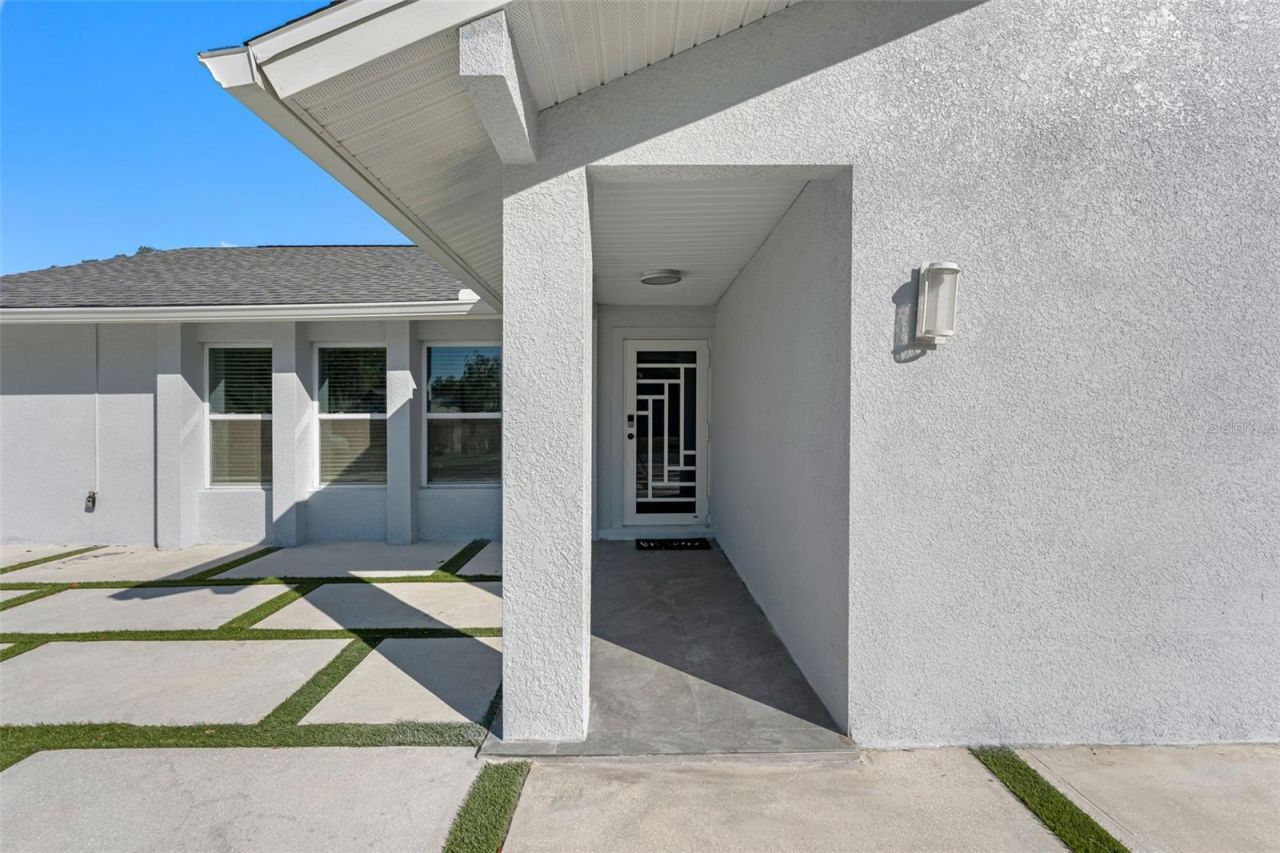 1803 Lake Crest Avenue, Brandon, FL 33510 Photo