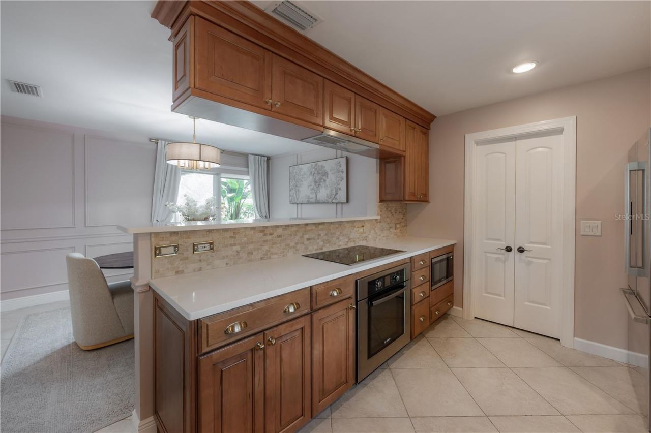 14204 Ashburn Place, Tampa, FL 33624 Photo