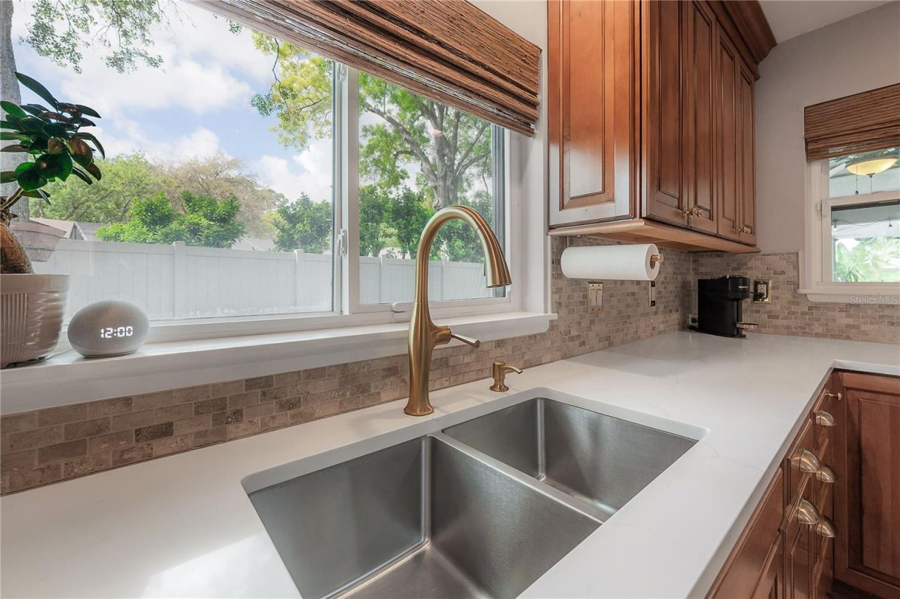 14204 Ashburn Place, Tampa, FL 33624 Photo