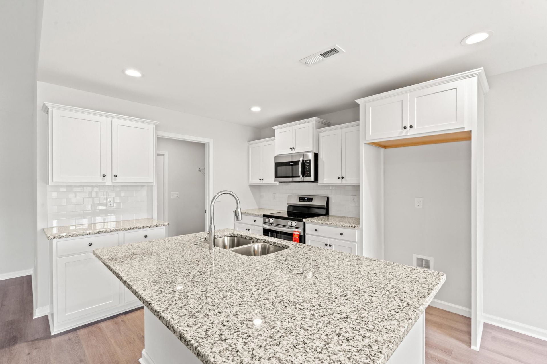 327 Barn Owl Way Photo 9