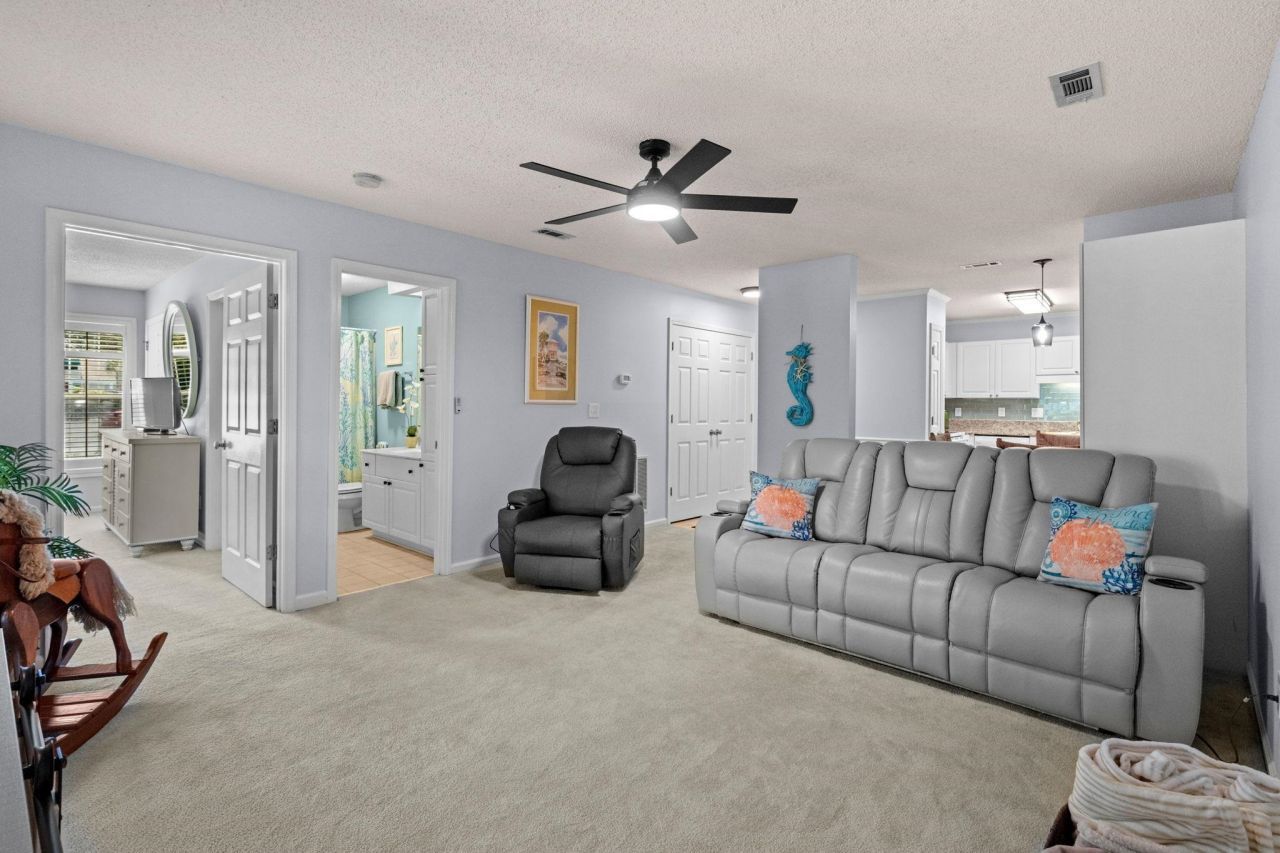 9730 Leyland Dr. Photo 10