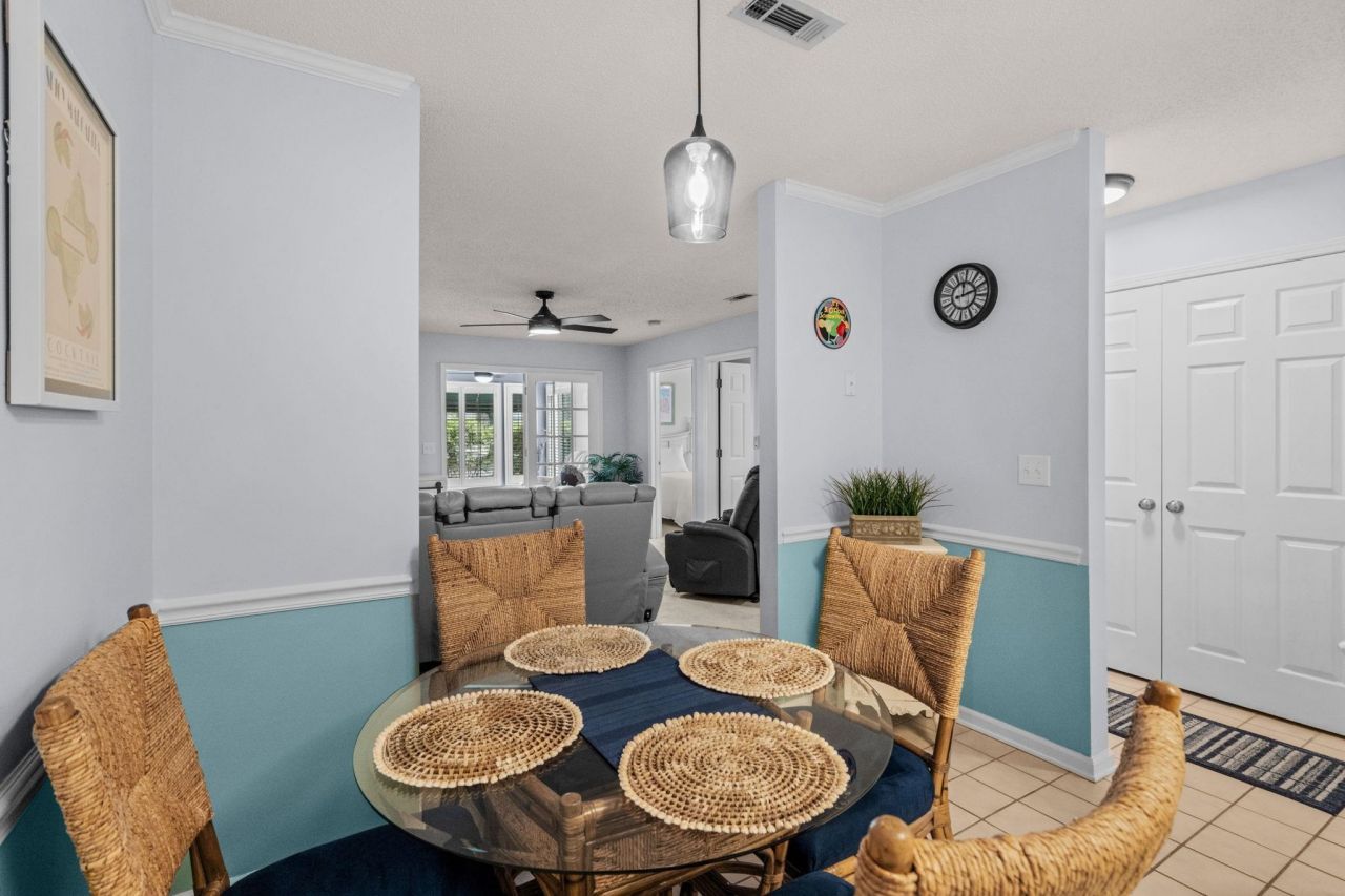 9730 Leyland Dr. Photo 16