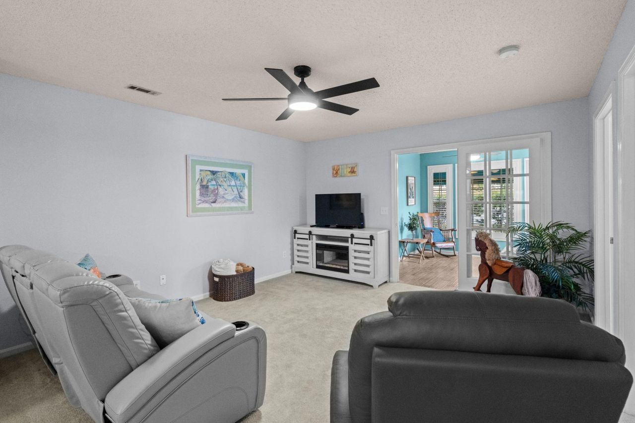 9730 Leyland Dr. Photo 8