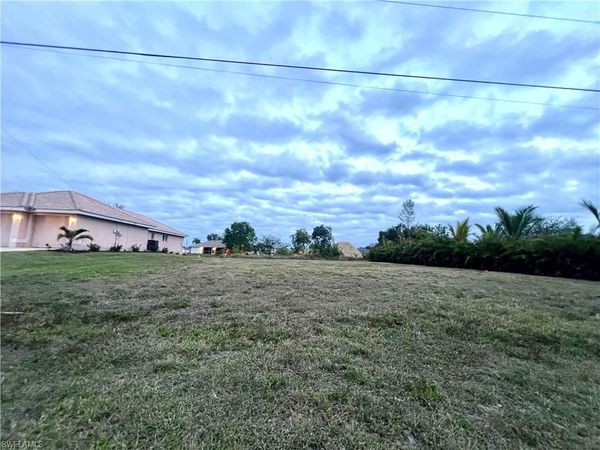 1903 NE 10th AVE, CAPE CORAL, FL 33909
