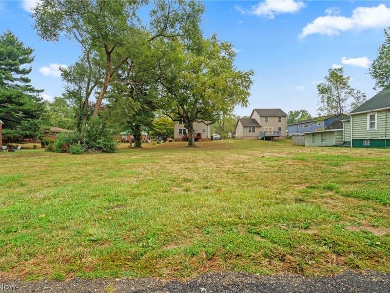 442 Fenton Avenue NE, Canton, OH 44704 Photo 17