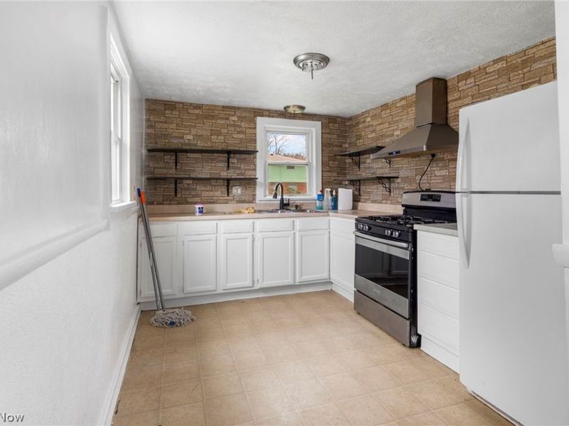 442 Fenton Avenue NE, Canton, OH 44704 Photo 20