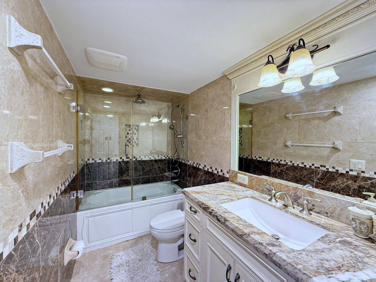3546 S Ocean Boulevard, Unit 305, South Palm Beach, FL 33480 Photo