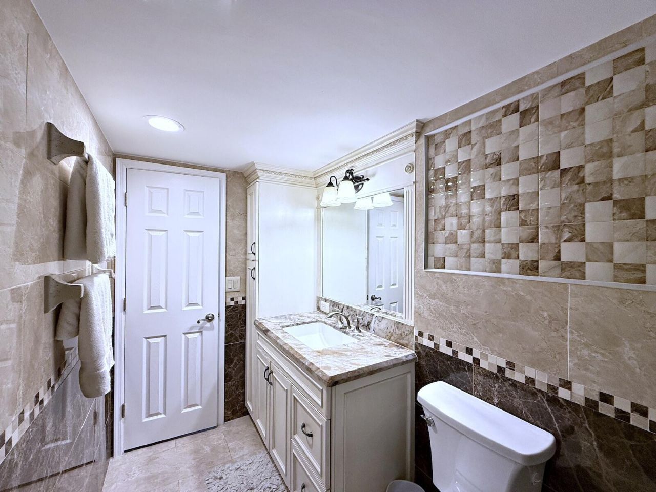 3546 S Ocean Boulevard, Unit 305, South Palm Beach, FL 33480 Photo