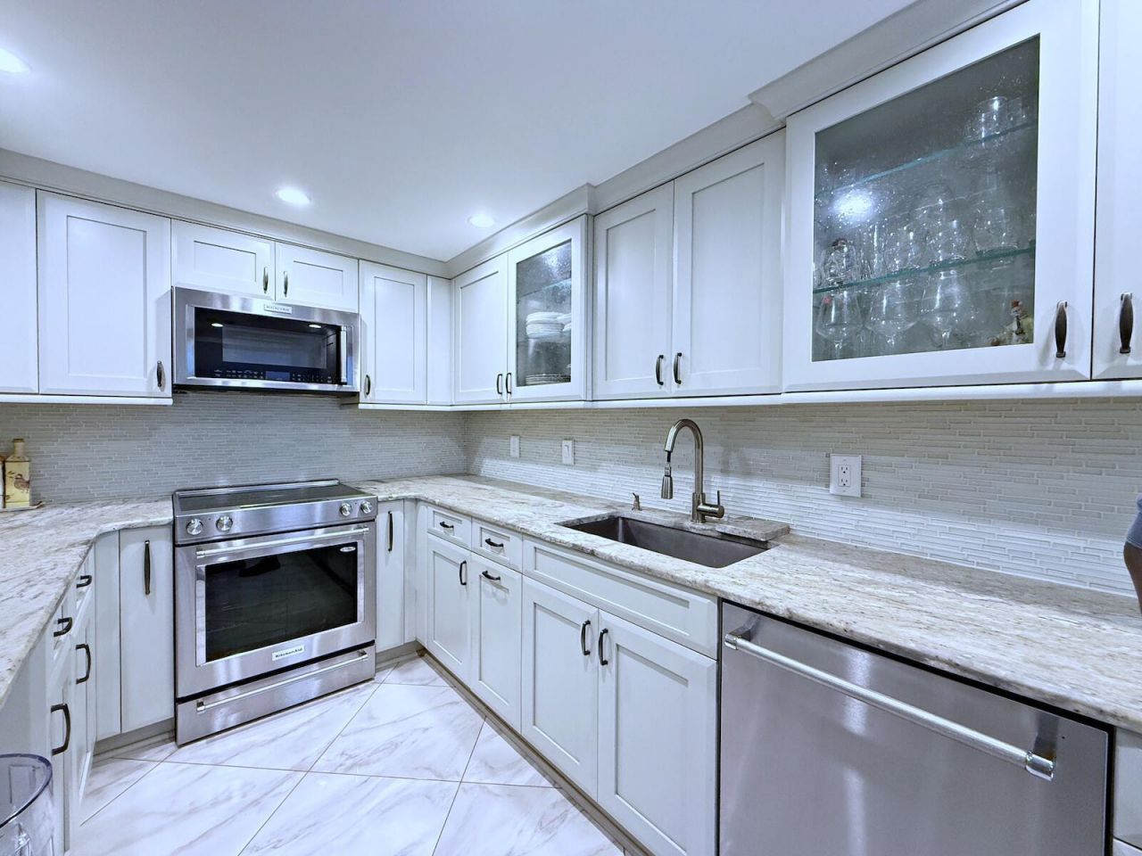 3546 S Ocean Boulevard, Unit 305, South Palm Beach, FL 33480 Photo