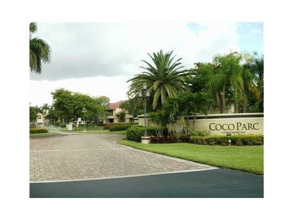 651 Lyons Road, Unit 10-105, Coconut Creek, FL 33063