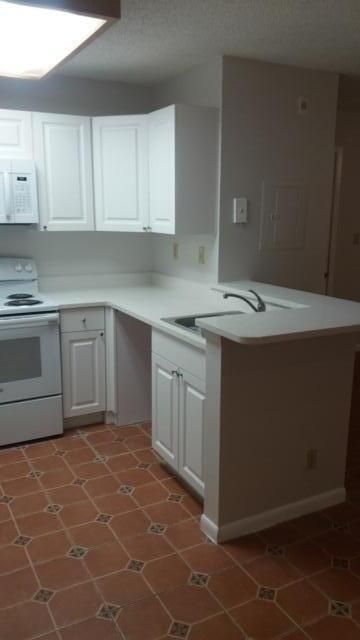 651 Lyons Road, Unit 10-105, Coconut Creek, FL 33063 Photo