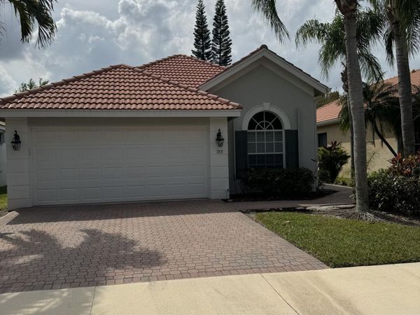 788 SW Munjack Circle, Port St. Lucie, FL 34986