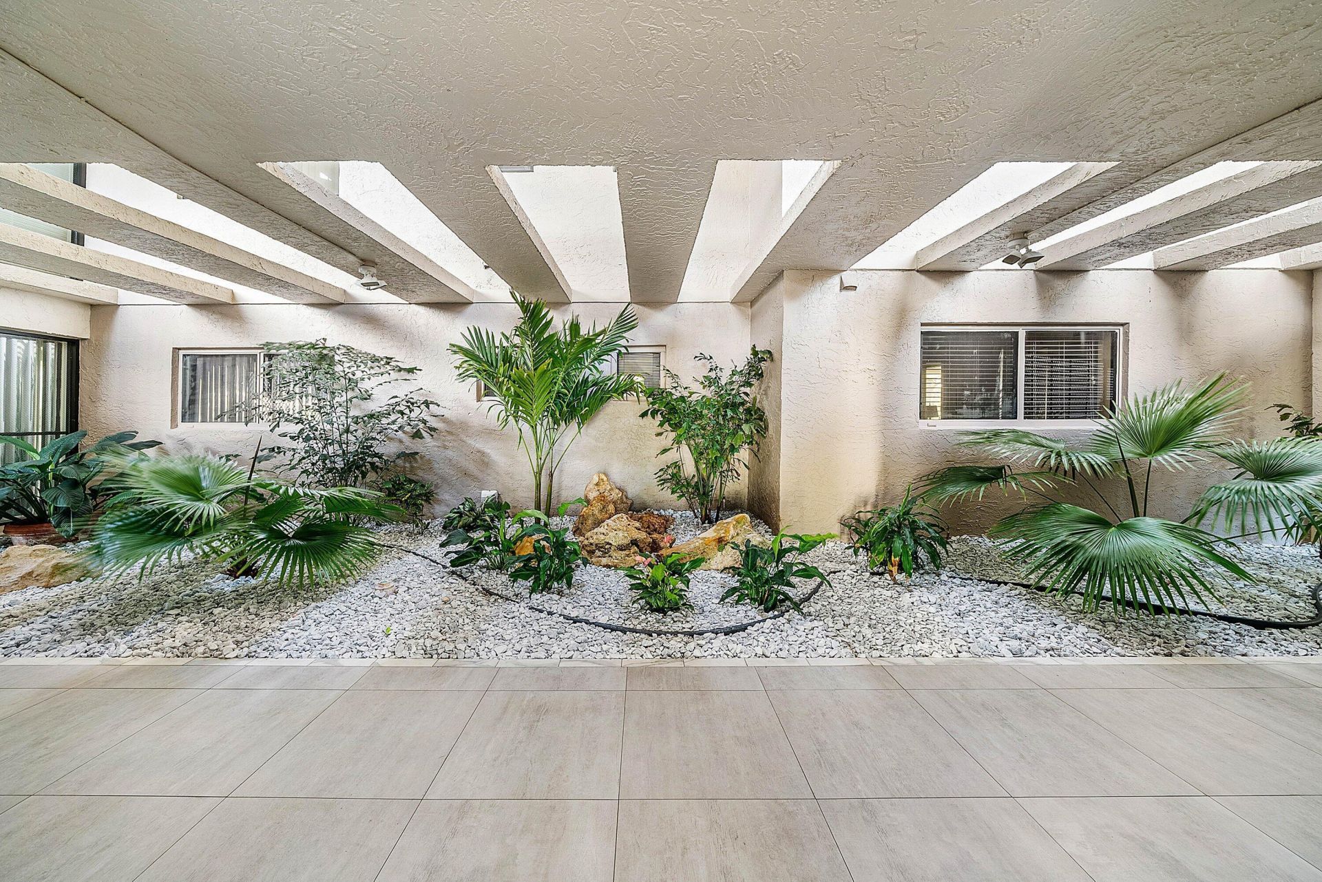 5279 Fountains Drive S, Unit 405, Lake Worth, FL 33467 Photo