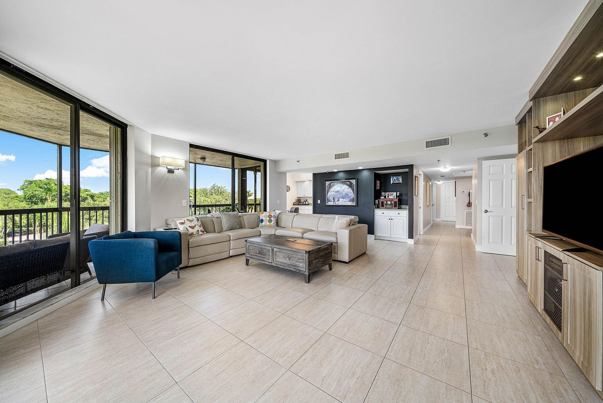 5279 Fountains Drive S, Unit 405, Lake Worth, FL 33467 Photo