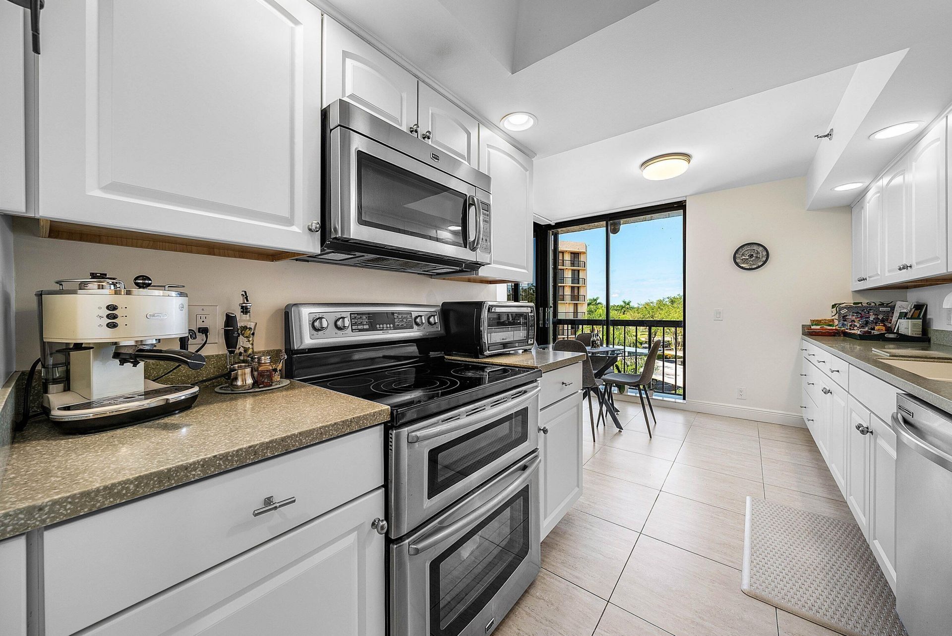 5279 Fountains Drive S, Unit 405, Lake Worth, FL 33467 Photo
