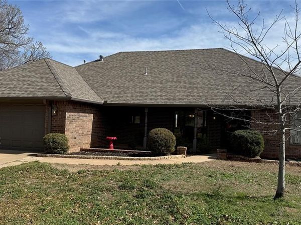 1708 Wilshire Drive, Duncan, OK 73533