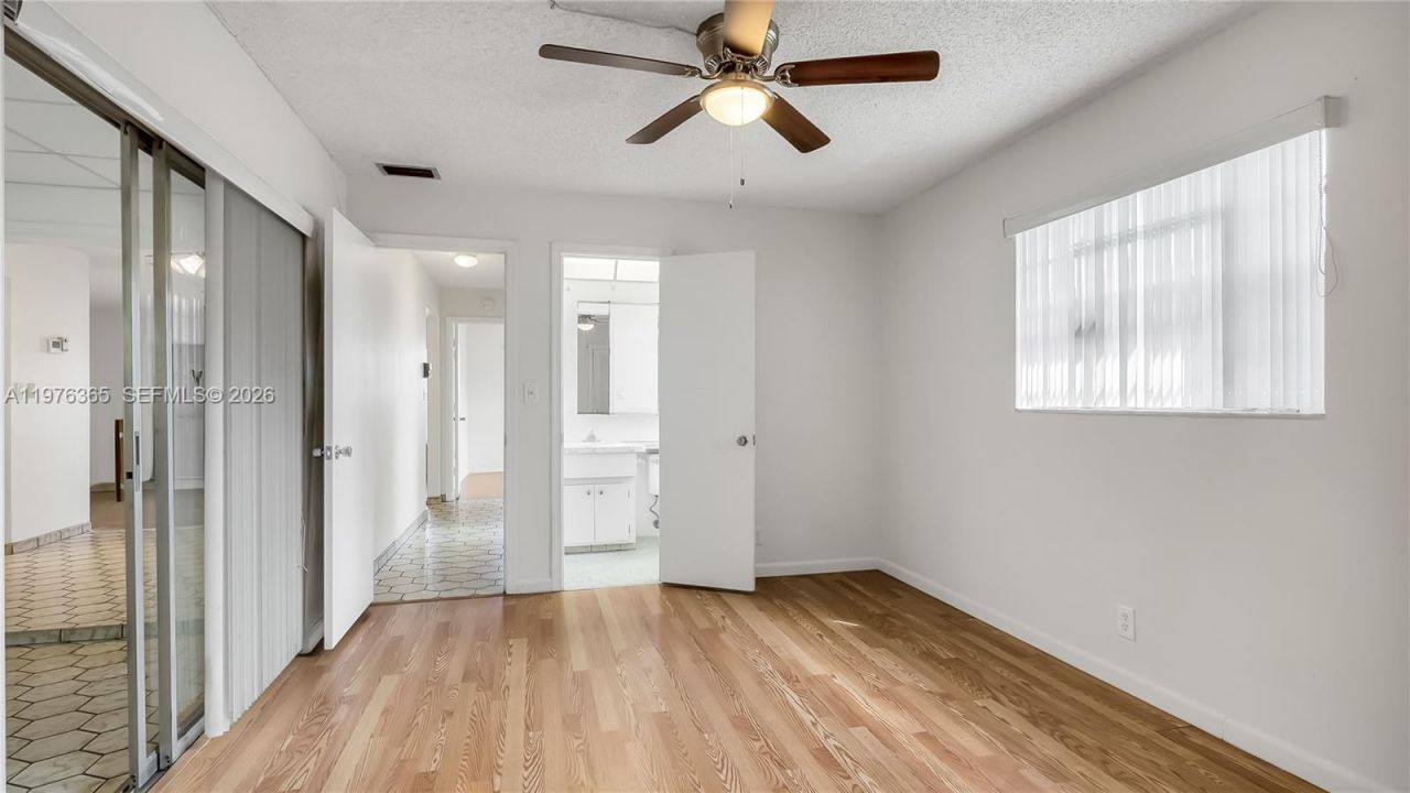 5102 NW 53rd St, Unit 5102, Tamarac, FL 33319 Photo