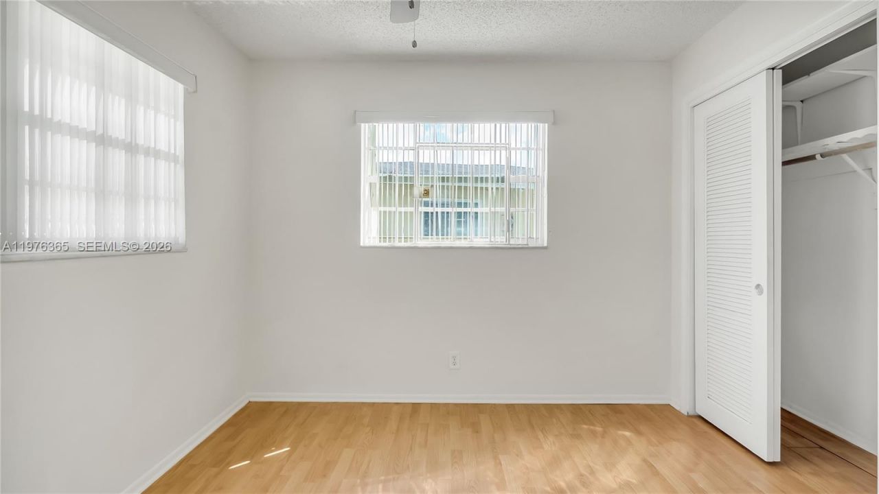 5102 NW 53rd St, Unit 5102, Tamarac, FL 33319 Photo