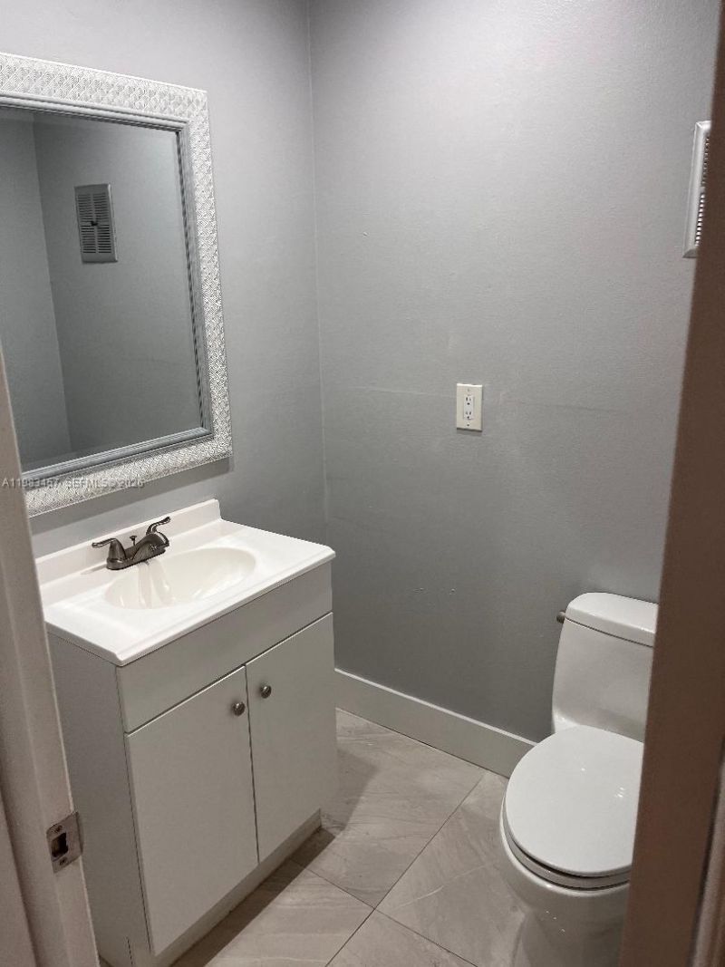 11712 SW 13th St, Miami, FL 33184 Photo