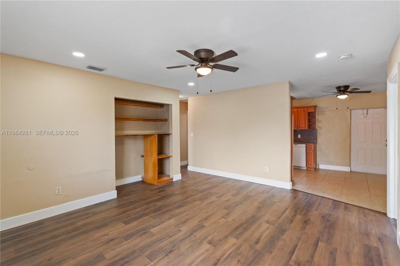 3361 NW 189th St , Miami Gardens, FL 33056 Photo