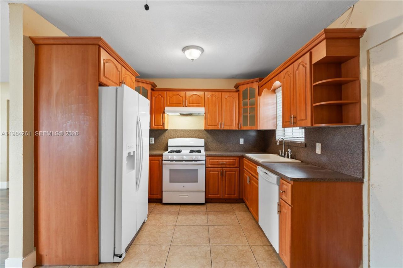 3361 NW 189th St , Miami Gardens, FL 33056 Photo