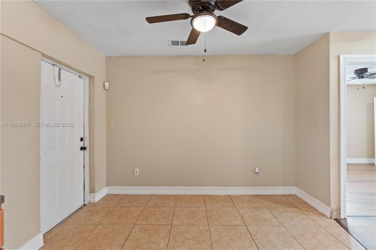 3361 NW 189th St , Miami Gardens, FL 33056 Photo