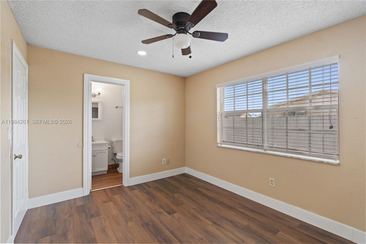 3361 NW 189th St , Miami Gardens, FL 33056 Photo