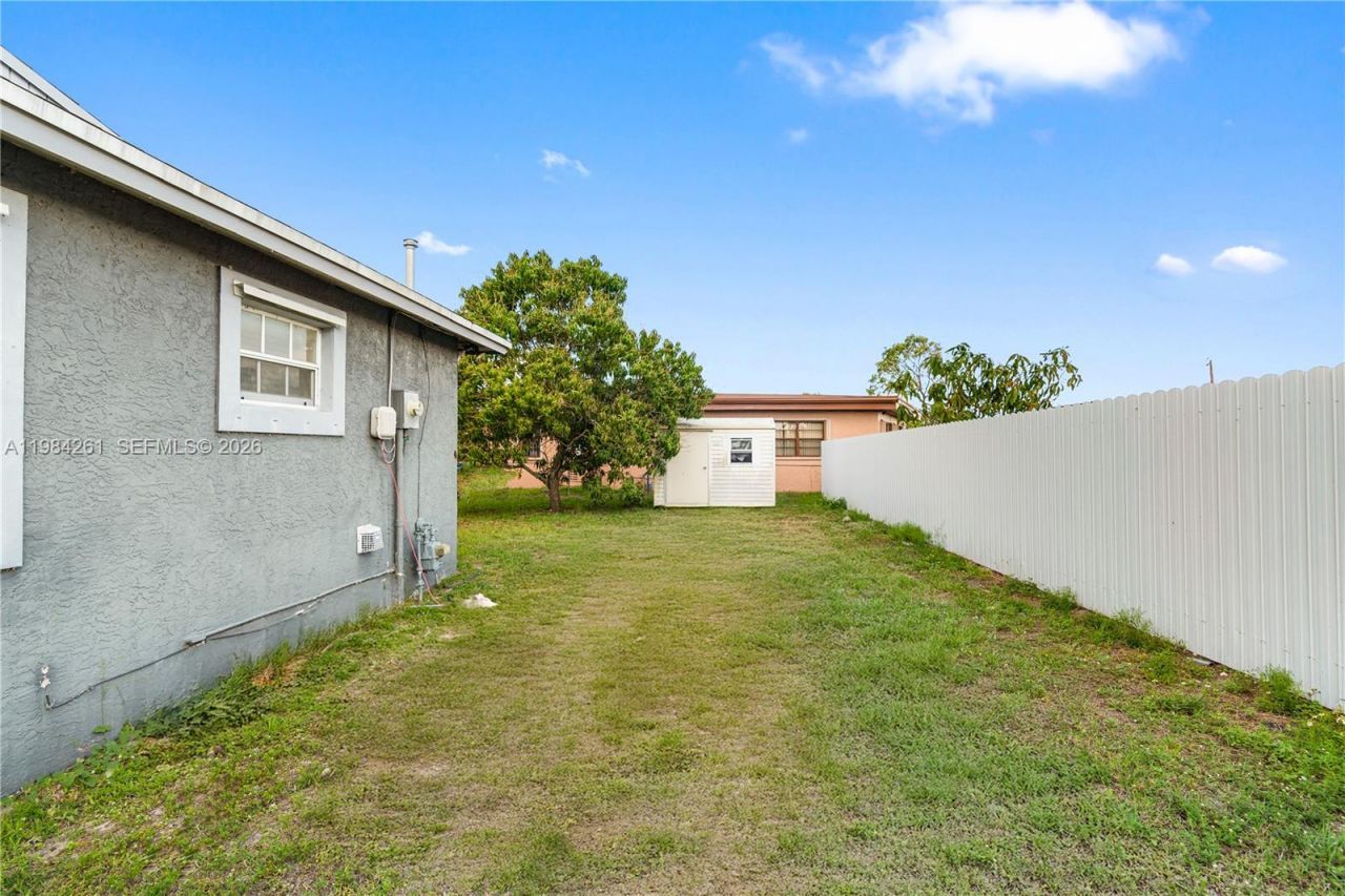 3361 NW 189th St , Miami Gardens, FL 33056 Photo