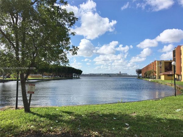 4721 NW 7th St, Unit 104-12, Miami, FL 33126