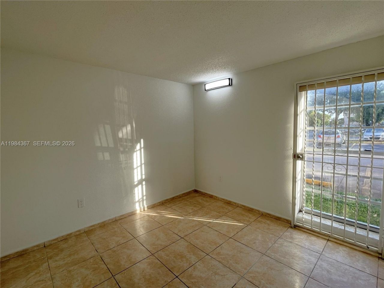 4721 NW 7th St, Unit 104-12, Miami, FL 33126 Photo