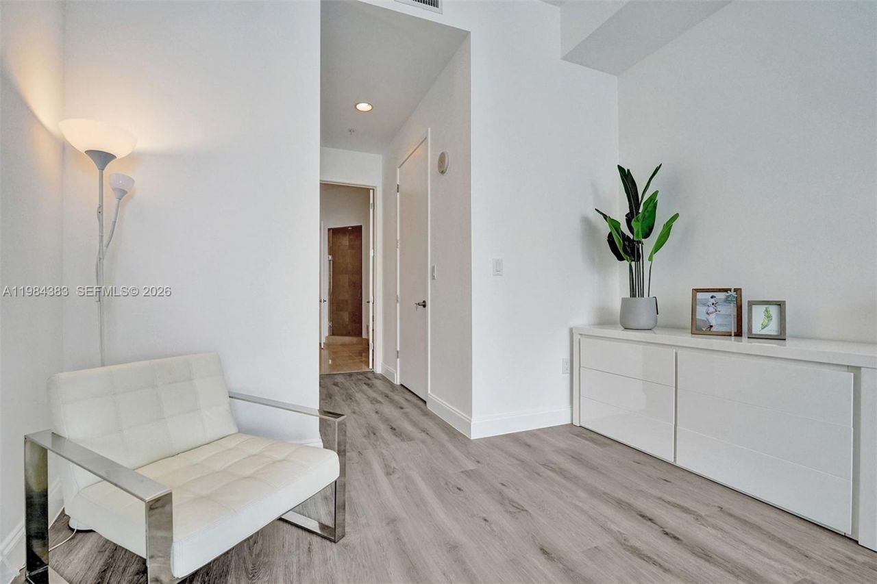 18101 Collins Ave , Unit PH206, Sunny Isles Beach, FL 33160 Photo