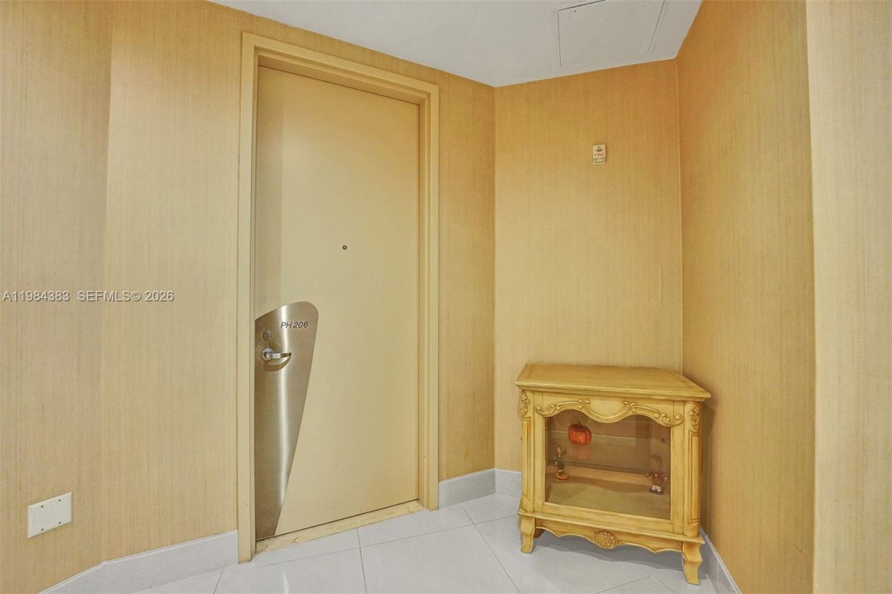 18101 Collins Ave , Unit PH206, Sunny Isles Beach, FL 33160 Photo