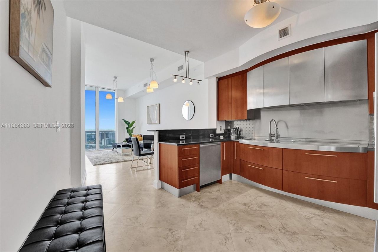 18101 Collins Ave , Unit PH206, Sunny Isles Beach, FL 33160 Photo