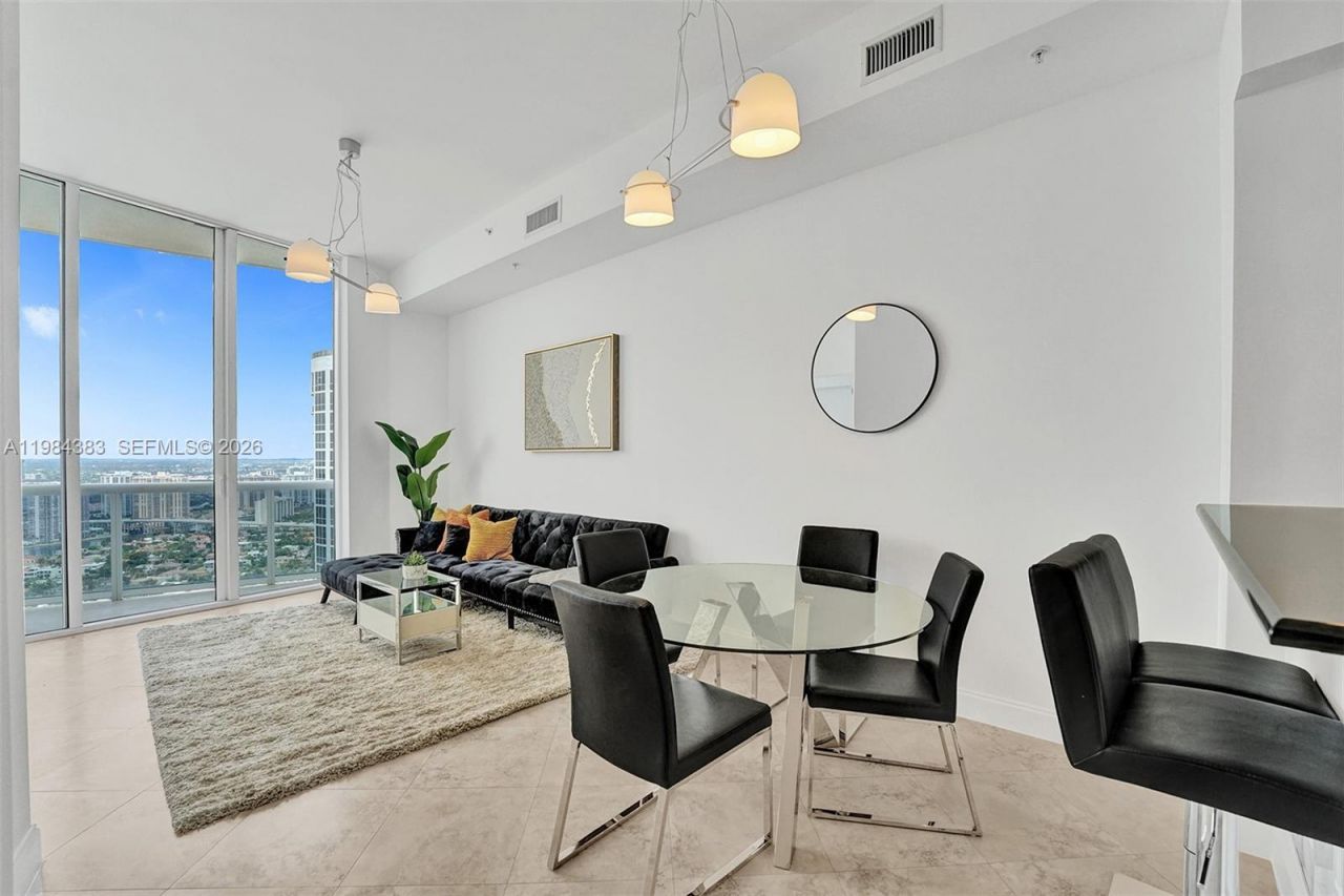 18101 Collins Ave , Unit PH206, Sunny Isles Beach, FL 33160 Photo