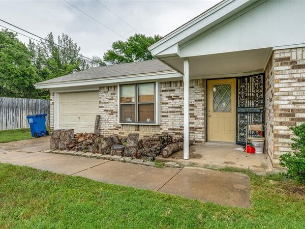 101 Gordon Drive, Azle, TX 76020