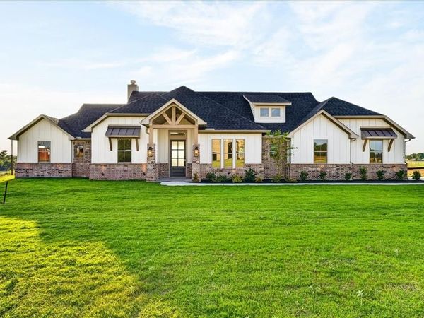 1016 Brock Heights Court, Brock, TX 76087