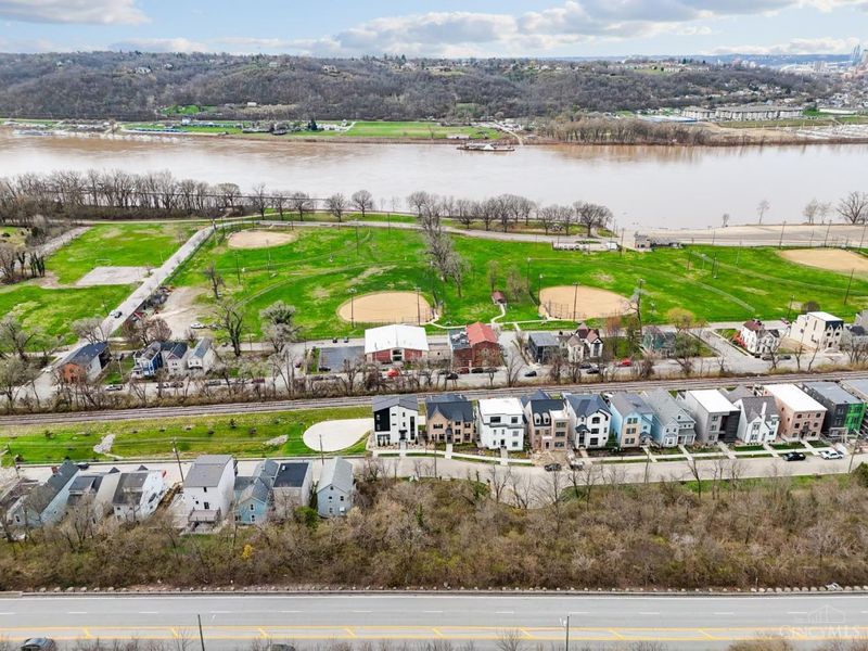 3096 Walworth Avenue, Cincinnati, OH 45226 Photo 8