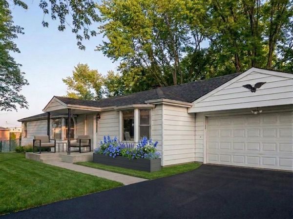 20901 N Catalpa Street, Deerfield, IL 60015