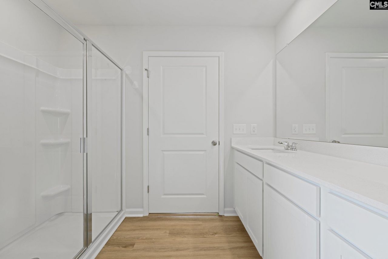 307 Paratrooper Lane Photo 37